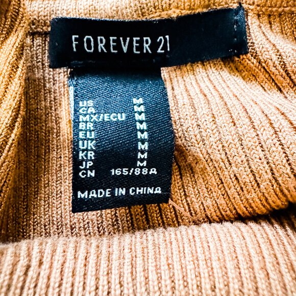 NWOT Forever 21 Keyhole Front Cut Out Sweater Ribbed Knit Camel Women's Size M - Picture 3 of 4